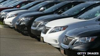 Lexus cars on a dealer lot