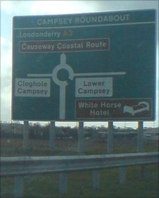 Campsey road sign
