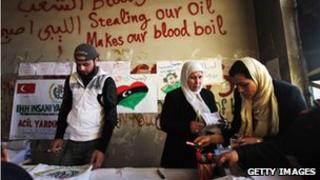 Supporters of the anti-Gaddafi movement in Benghazi, Libya (28 Feb 2011)