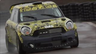 Mini rally car