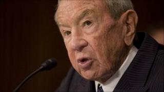 Former Secretary of State Warren Christopher attends a Senate Foreign Relations Committee hearing on April 28, 2009