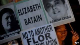 A vigil is held in in Quezon City, east of Manila, on 24 March for the three Filipinos facing death in China