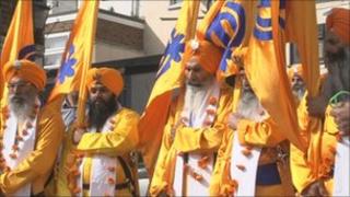 Sikh procession through Rochester