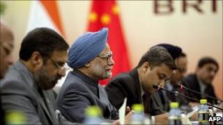 Indian PM Manmohan Singh with delegation, meeting Chinese President Hu Jintao, Bric summit, Sanya, Hainan China, 13 April 2011