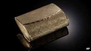 A handbag made in 1950-1960 stolen from the Palace Museum