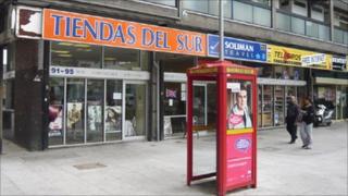 Tiendas del Sur arcade in south London