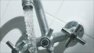 A tap with running water