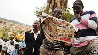 Ugandan newspaper readers