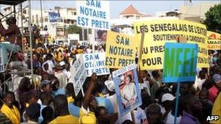 Hundreds of thousands rally in support of Senegal's President Abdoulaye Wade in Dakar, 23 July 2011