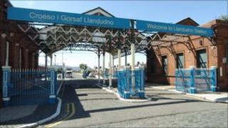 Gorsaf Llandudno