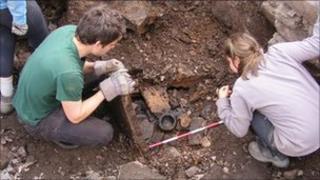 Крепостные археологи раскопали брошюру