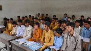 Pupils in a Pakistani class (file picture)