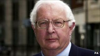 Dr Michael Irwin