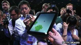Tablet computer running Intel chip and Android OS