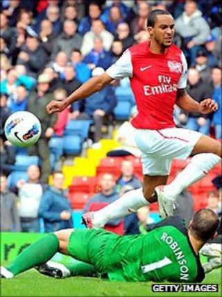 Arsenal's Theo Walcott in action against Blackburn Rovers