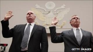 Solyndra CEO Brian Harrison (L) and CFO Bill Stover (R) are sworn in