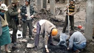 Archaeologists at Coppergate dig