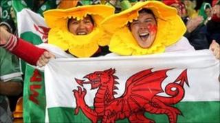 Cefnogwyr Cymru