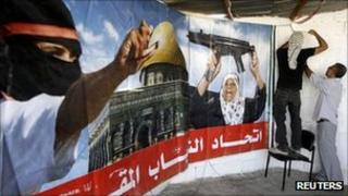Palestinians in East Jerusalem prepare to welcome home released prisoner. 17 Oct