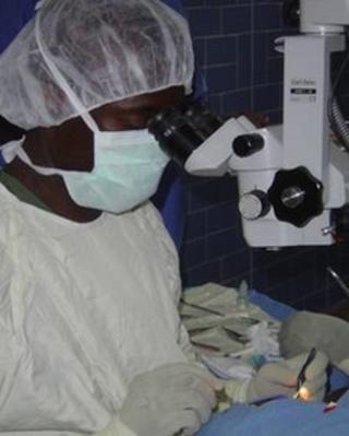 Henri Samoutou operating