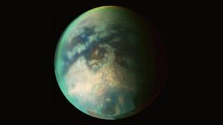 Титан (НАСА / JPL / Университет Аризоны)