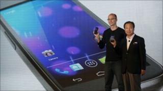 Samsung's J K Shin (left) and Google's Andy Rubin launch Galaxy Nexus