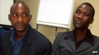 Tiwonge Chimbalanga (R) and Steven Monjeza after their release, at a news conference in Lilongwe on 2 June 2010