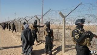 Iraqi Swat teams outside Camp Ashraf in Diyala province (9 Dec 2011)