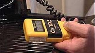 Peiriant canfod carbon monocsid