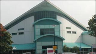 Pwll nofio Wrecsam