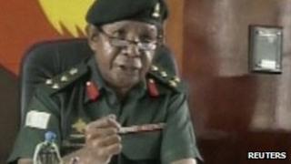 Colonel Yaura Sasa speaking on TV in Port Moresby (26 Jan 2012)