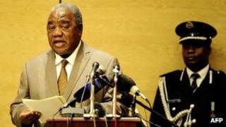 Zambian President Rupiah Banda delivers a speech during the opening ceremony of the SADC (Southern African Development Community) summit on 31 March 2011 in Livingstone, Zambia.