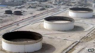 Lavan oil refinery, Iran - file pic