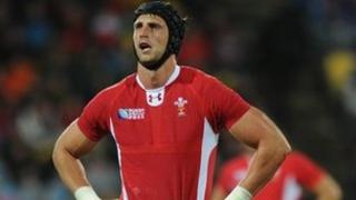 Luke Charteris