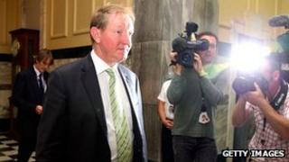 New Zealand minister for climate change, environment and local government Nick Smith resigns 21 March, 2012