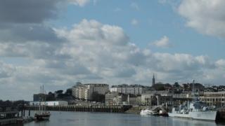 Nantes