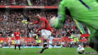 Wayne Rooney scores