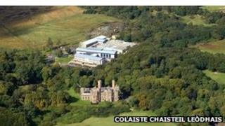 Colaiste a' Chaisteil
