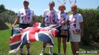 Golfers dressed in union jacks