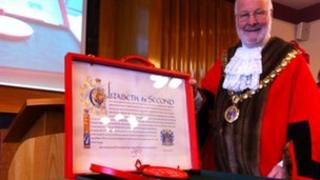 Letters patent with mayor Christopher Kingsley