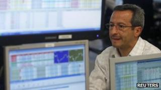 Bond trader in Madrid