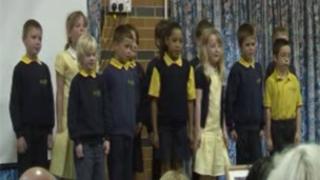 Disgyblion Ysgol Bro Teyrnon