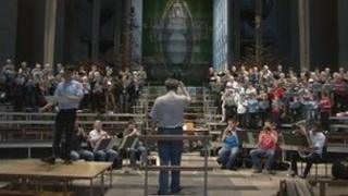 Rehearsals for Gloria at Coventry Cathedral