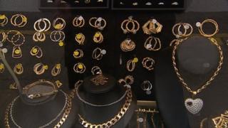 gold jewellery