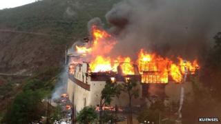 Wangdue Phodrang temple in flames