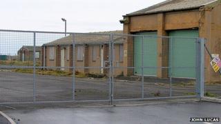 Maes awyr Llanbedr
