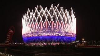 Олимпийский стадион в Лондоне во время церемонии открытия (27 июля)