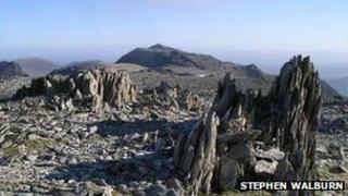 Glyder Fach (Llun: Stephen Walburn)