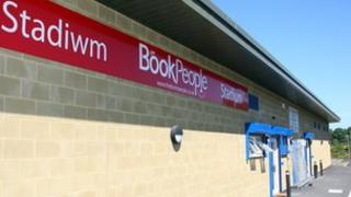 Stadiwm Book People