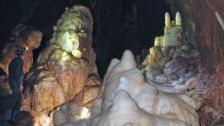 Underground chamber discovered in the Mendip Hills